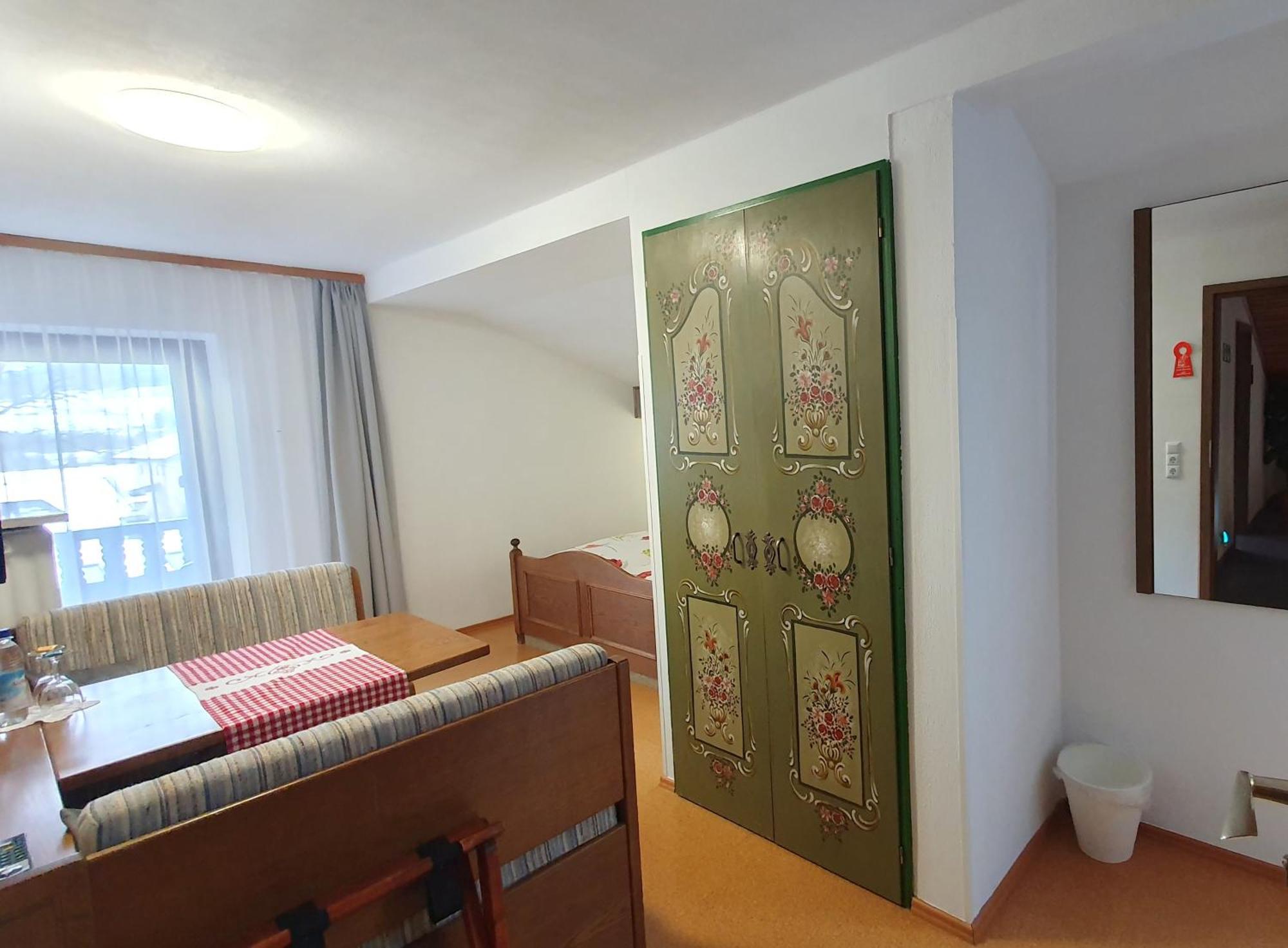 Hotel Garni Haus Alpine - Chiemgau Karte Inkl روهبولدنغ المظهر الخارجي الصورة