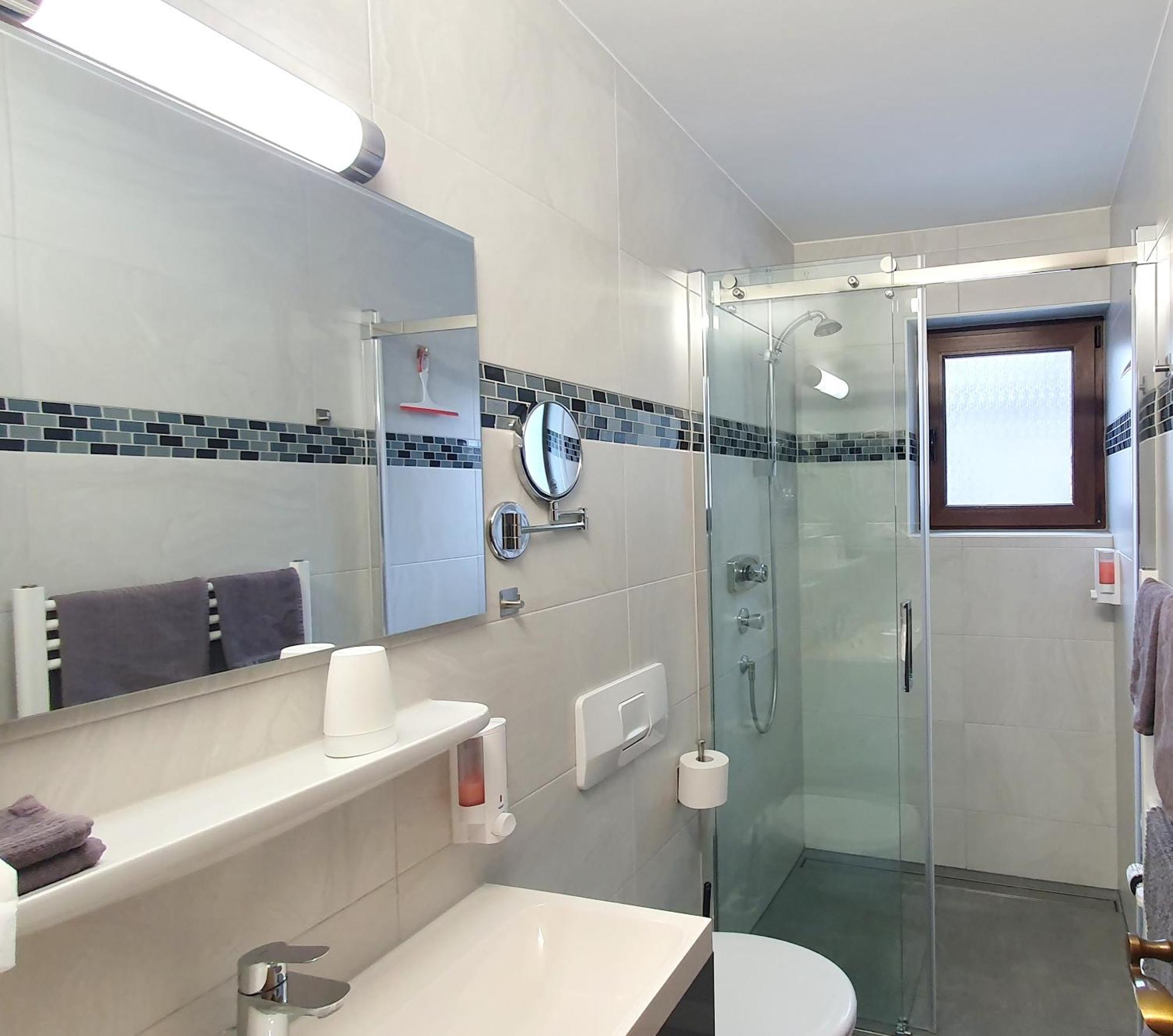 Hotel Garni Haus Alpine - Chiemgau Karte Inkl روهبولدنغ المظهر الخارجي الصورة