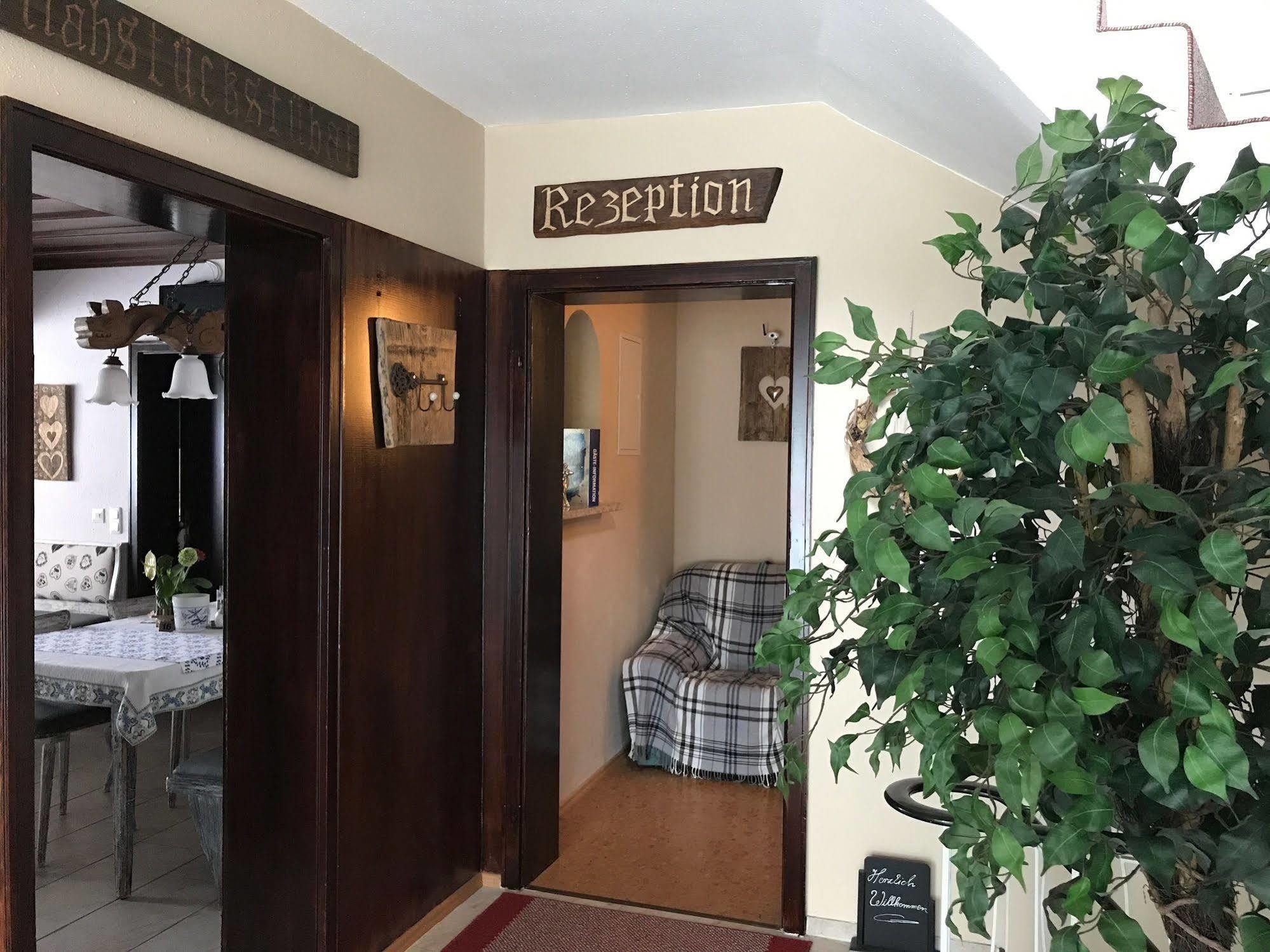 Hotel Garni Haus Alpine - Chiemgau Karte Inkl روهبولدنغ المظهر الخارجي الصورة