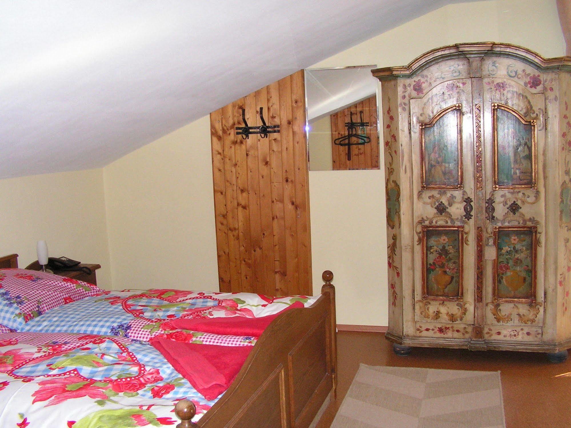 Hotel Garni Haus Alpine - Chiemgau Karte Inkl روهبولدنغ المظهر الخارجي الصورة